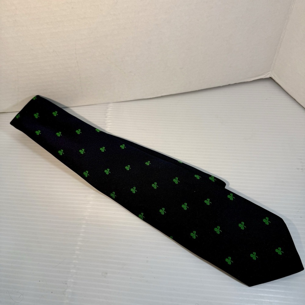 PINTAIL Men's Necktie Navy Blue Green Shamrock Pattern Made In USA St. Patrick's